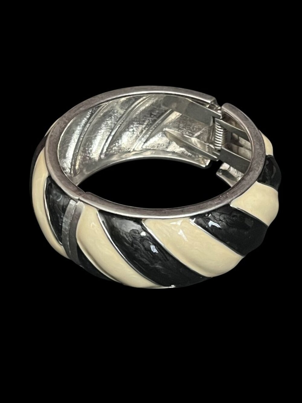 Black & Cream Enamel Hinged Bangle Bracelet With Silver-Tone Accents Striped Des